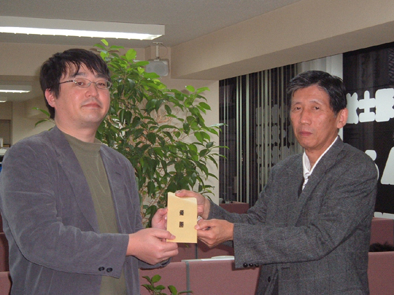 09_g11.jpg